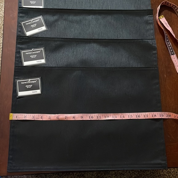 4~Black Rectangular Placemats 100%Polyester 13” x 19” - Picture 7 of 8
